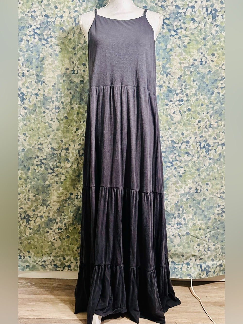 Z Supply Charcoal Gray Tiered Maxi Dress Women’s Large Cotton Sundress